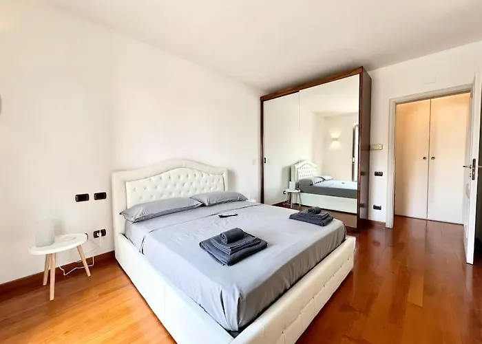 Il Re Di Zona Della Citta Apartment Turin